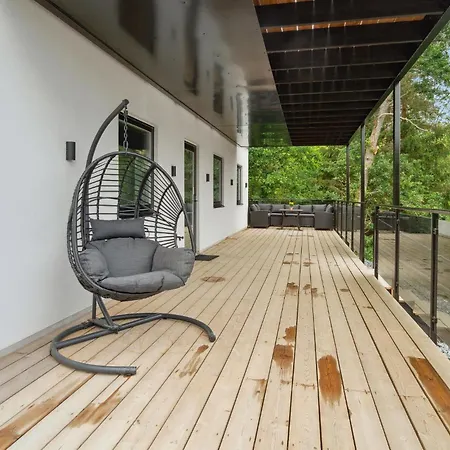 In With Private Swimming Pool, Be Inside Or Outside *